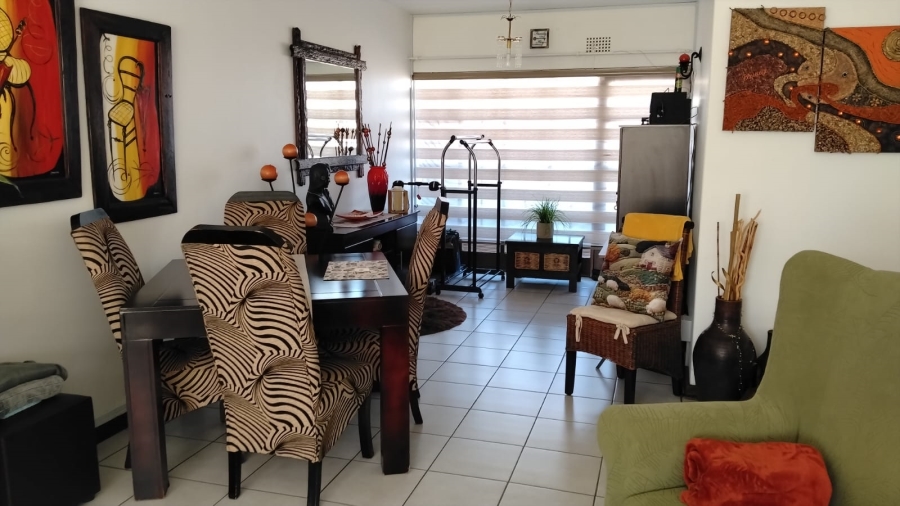 2 Bedroom Property for Sale in Greenhills Gauteng