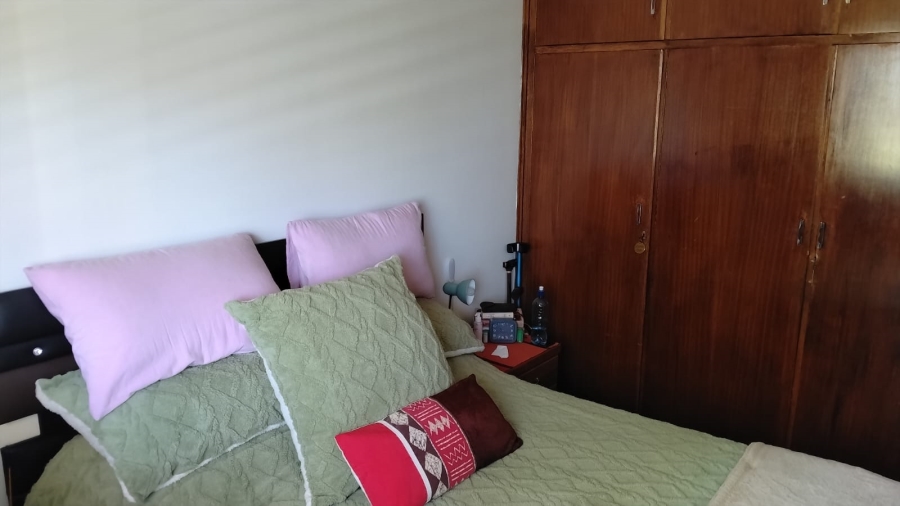2 Bedroom Property for Sale in Greenhills Gauteng