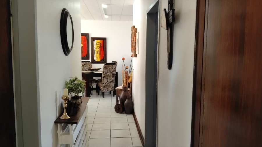 2 Bedroom Property for Sale in Greenhills Gauteng