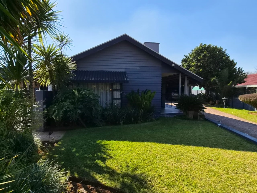 4 Bedroom Property for Sale in Greenhills Gauteng