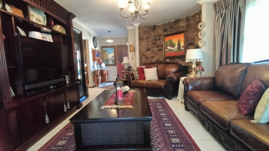 4 Bedroom Property for Sale in Greenhills Gauteng