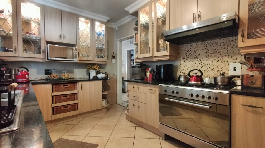 4 Bedroom Property for Sale in Greenhills Gauteng