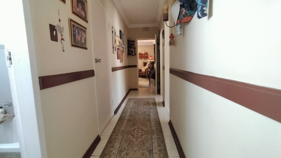 4 Bedroom Property for Sale in Greenhills Gauteng