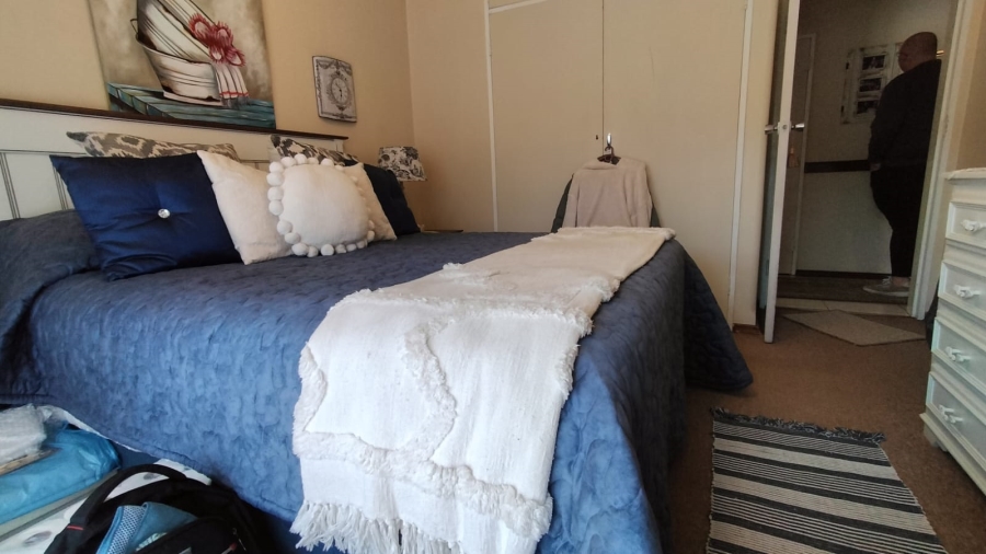 4 Bedroom Property for Sale in Greenhills Gauteng