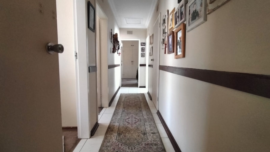 4 Bedroom Property for Sale in Greenhills Gauteng
