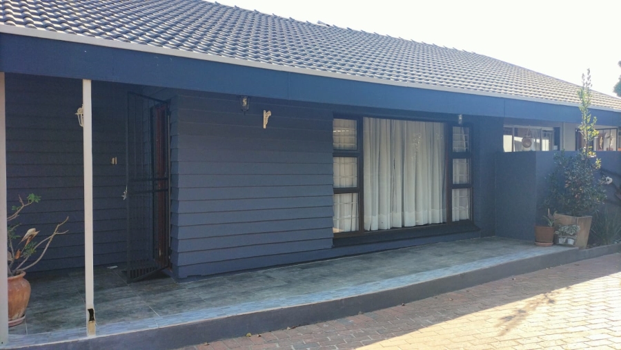 4 Bedroom Property for Sale in Greenhills Gauteng