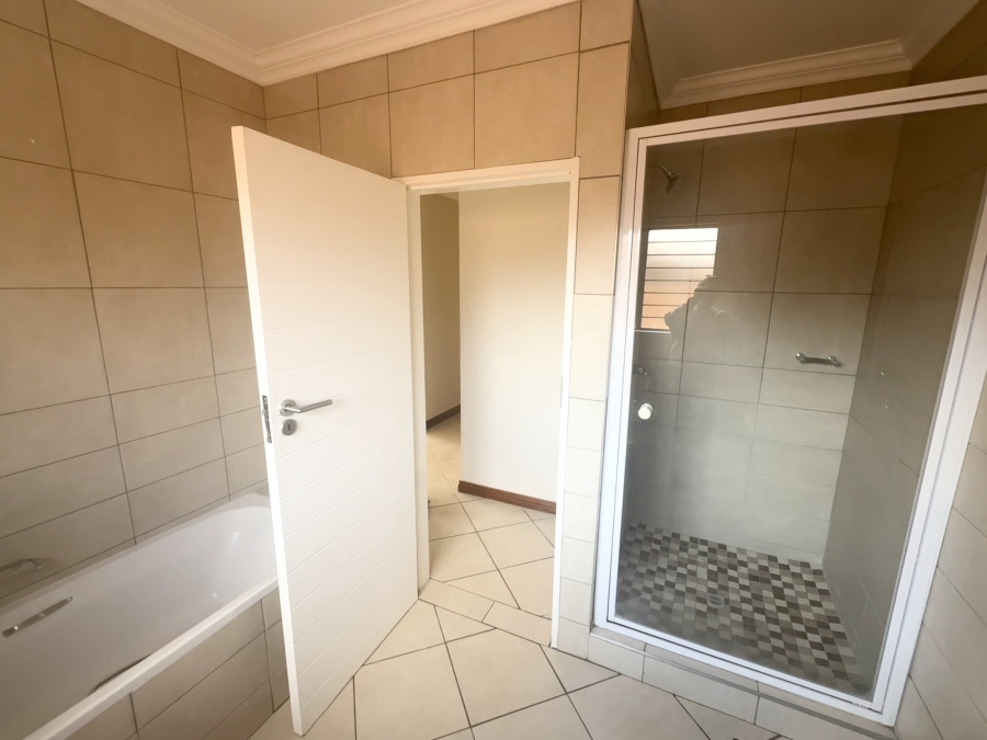 3 Bedroom Property for Sale in Equestria Gauteng