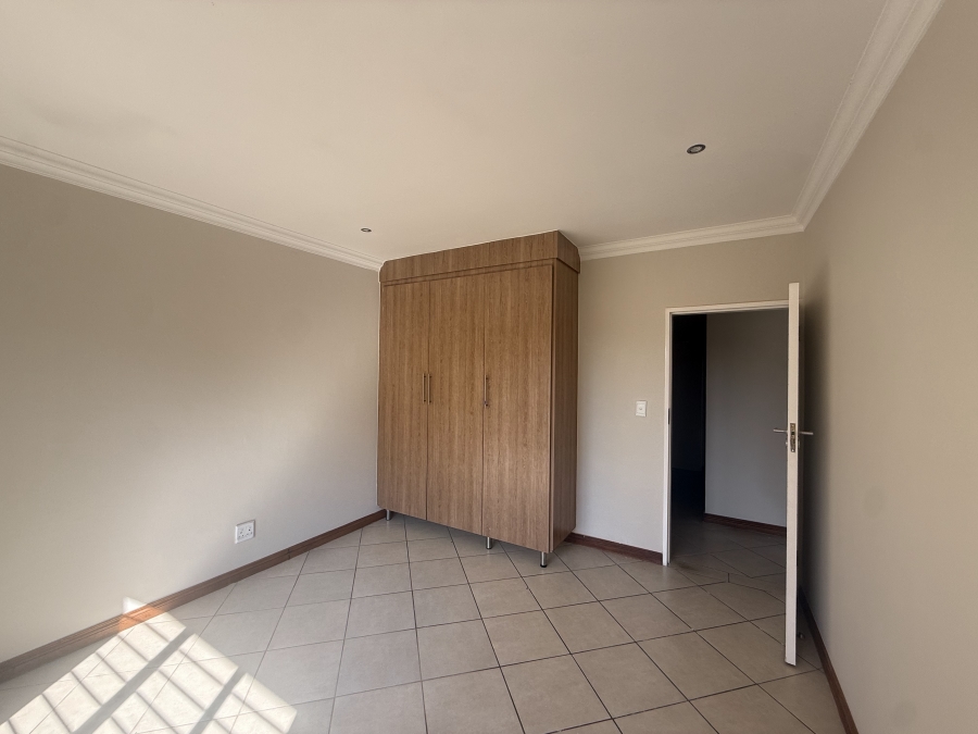 3 Bedroom Property for Sale in Equestria Gauteng