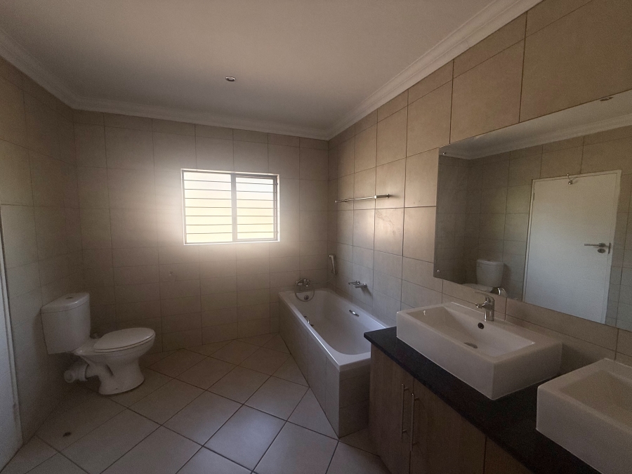 3 Bedroom Property for Sale in Equestria Gauteng