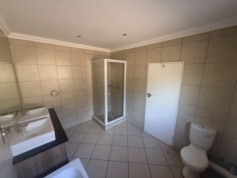 3 Bedroom Property for Sale in Equestria Gauteng