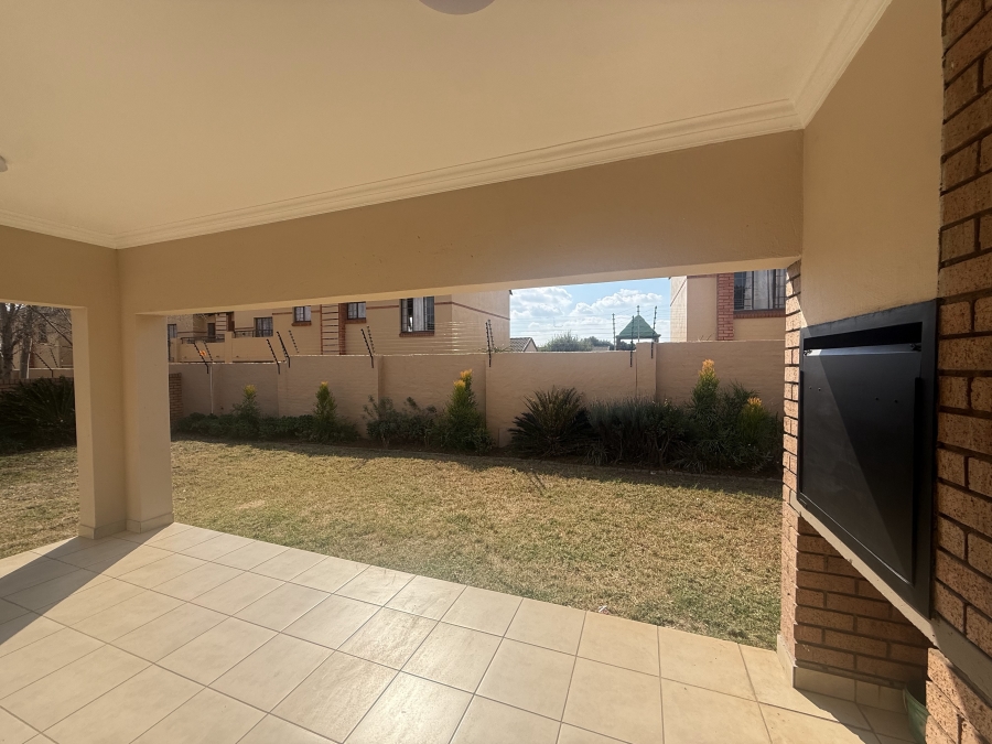 3 Bedroom Property for Sale in Equestria Gauteng