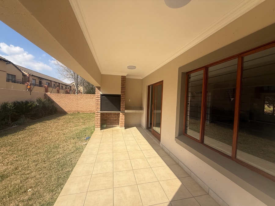 3 Bedroom Property for Sale in Equestria Gauteng