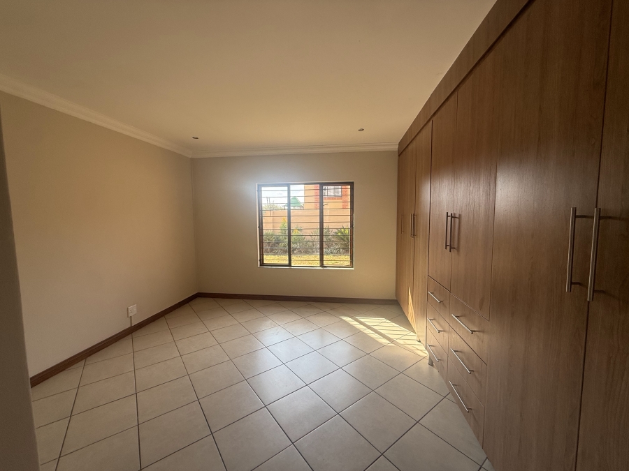 3 Bedroom Property for Sale in Equestria Gauteng