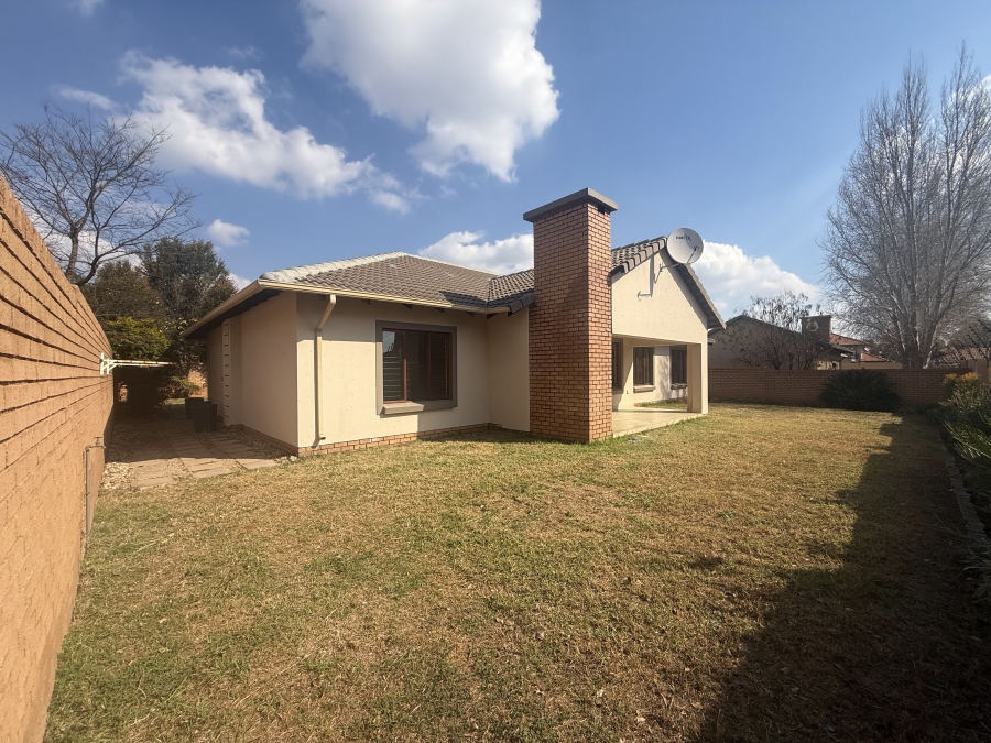 3 Bedroom Property for Sale in Equestria Gauteng