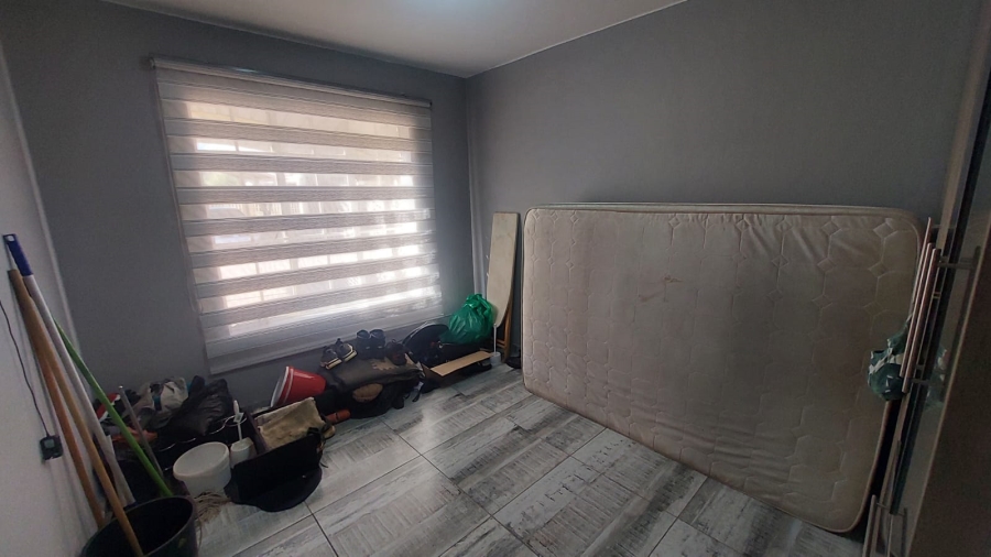 2 Bedroom Property for Sale in Helikonpark Gauteng