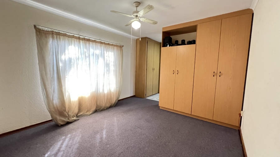 3 Bedroom Property for Sale in Greenhills Gauteng
