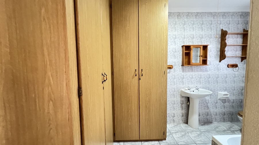 3 Bedroom Property for Sale in Greenhills Gauteng
