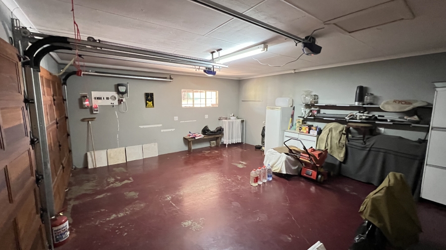 3 Bedroom Property for Sale in Greenhills Gauteng