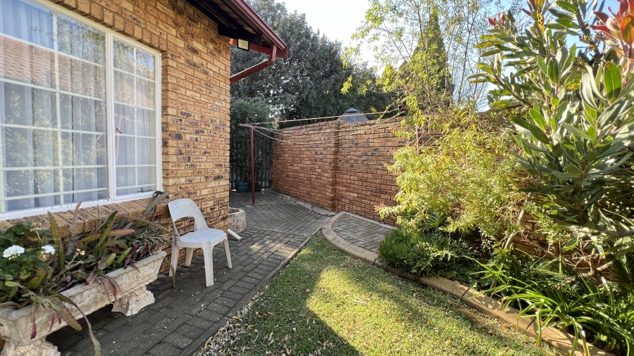 3 Bedroom Property for Sale in Greenhills Gauteng