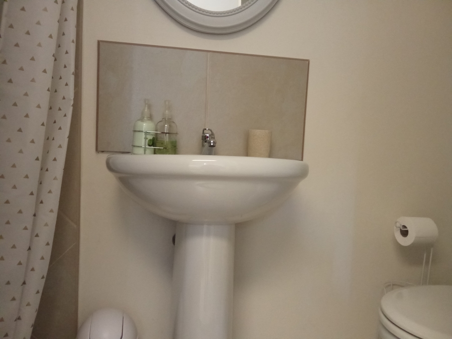 6 Bedroom Property for Sale in Florida Gauteng