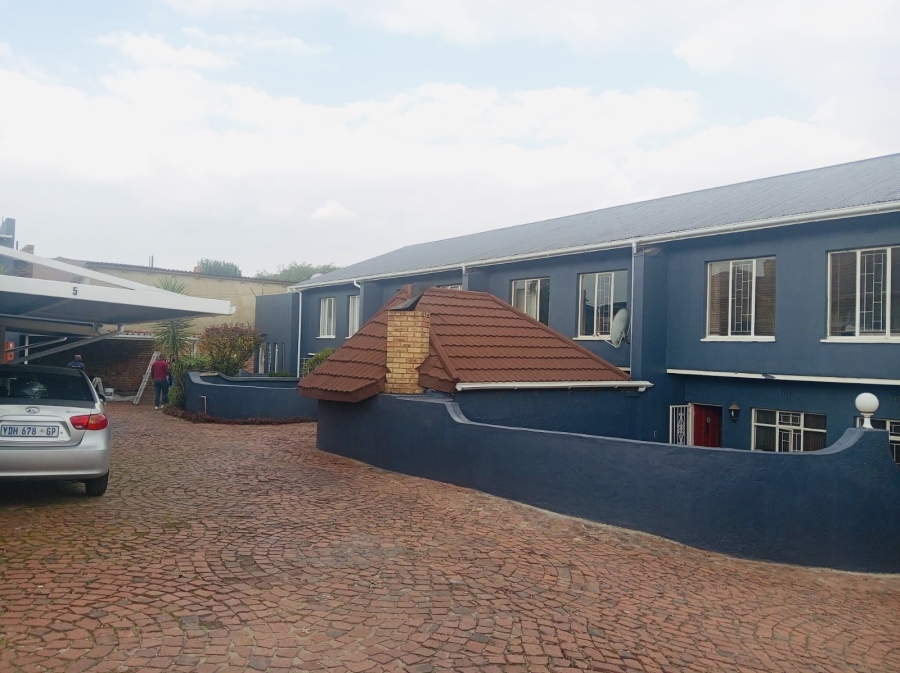 2 Bedroom Property for Sale in Primrose Hill Gauteng
