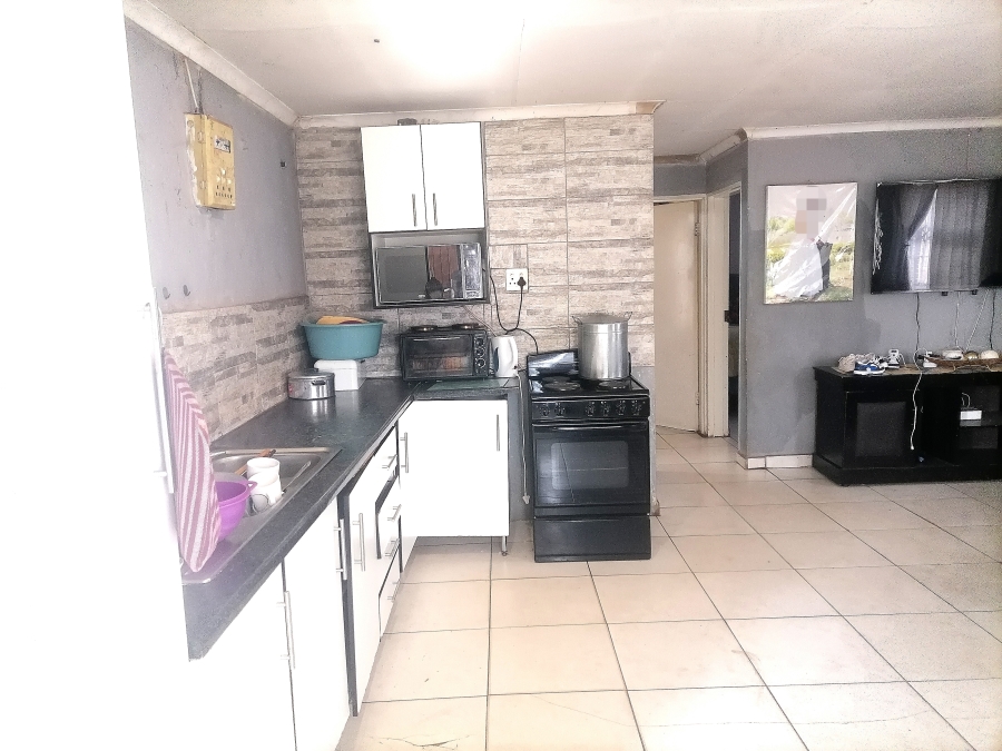 2 Bedroom Property for Sale in Soshanguve South Ext 8 Gauteng