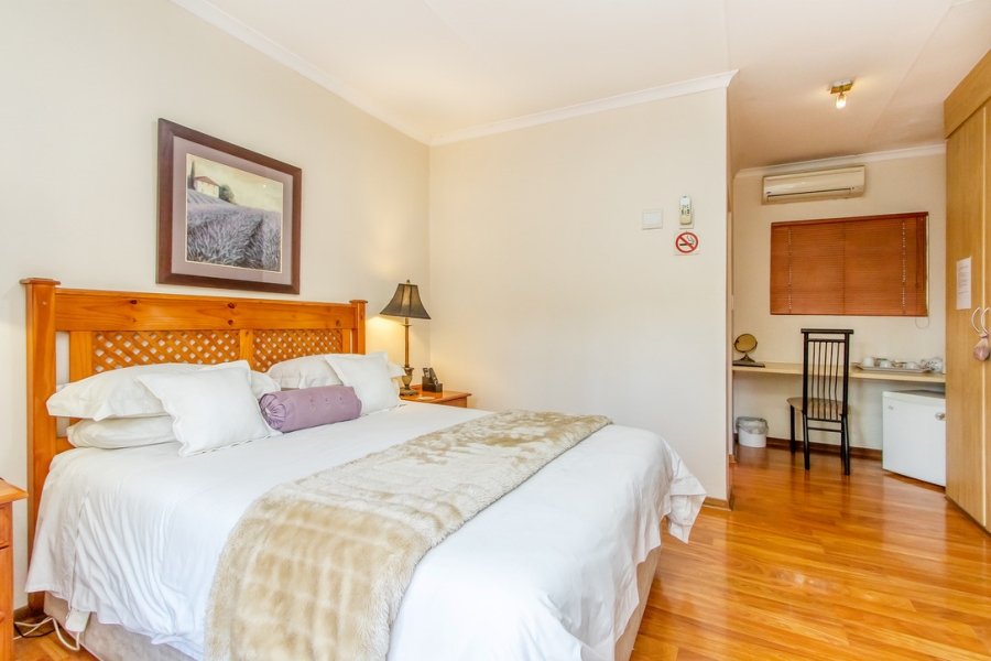 10 Bedroom Property for Sale in Blackheath Gauteng
