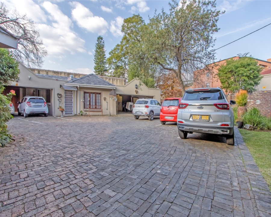 10 Bedroom Property for Sale in Blackheath Gauteng