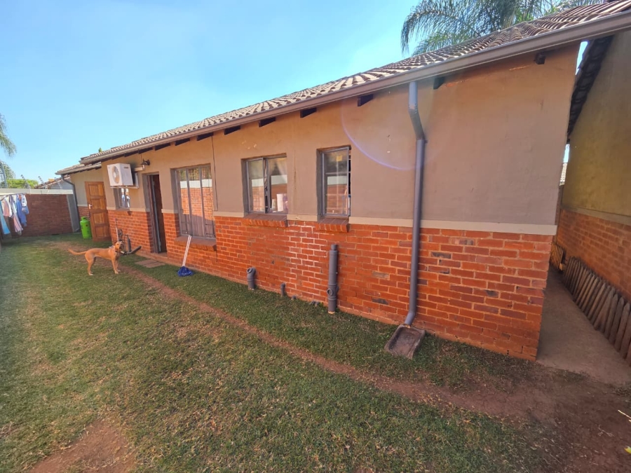 2 Bedroom Property for Sale in Montana Gauteng