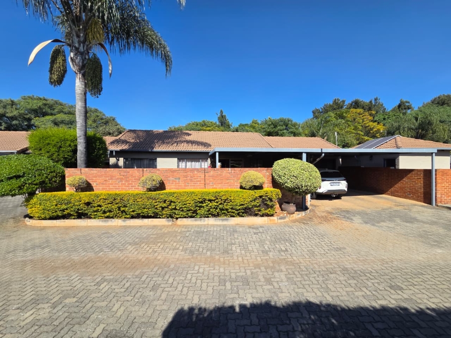 2 Bedroom Property for Sale in Montana Gauteng