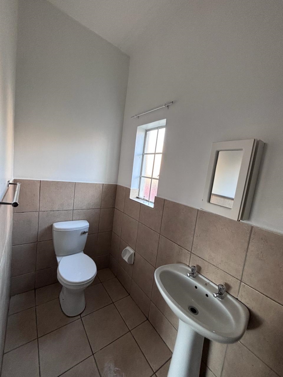 To Let 3 Bedroom Property for Rent in North Riding Gauteng