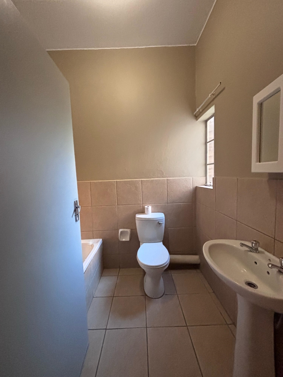 To Let 3 Bedroom Property for Rent in North Riding Gauteng