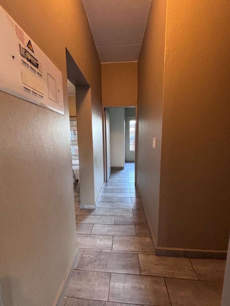To Let 3 Bedroom Property for Rent in North Riding Gauteng
