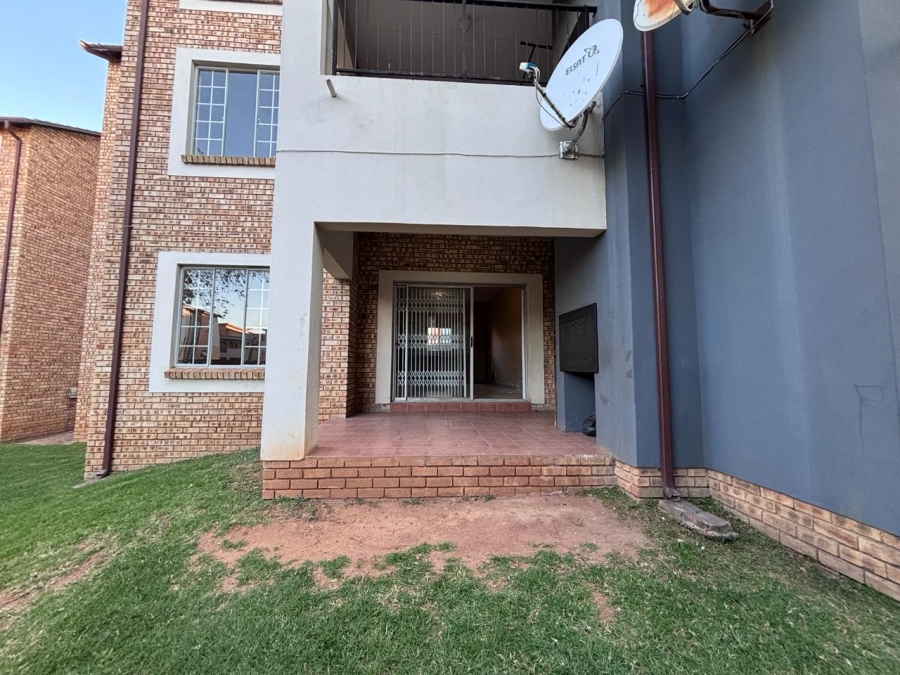 To Let 3 Bedroom Property for Rent in North Riding Gauteng