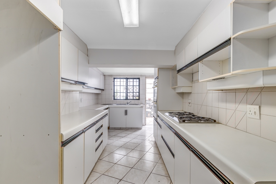 To Let 4 Bedroom Property for Rent in Edenburg Gauteng