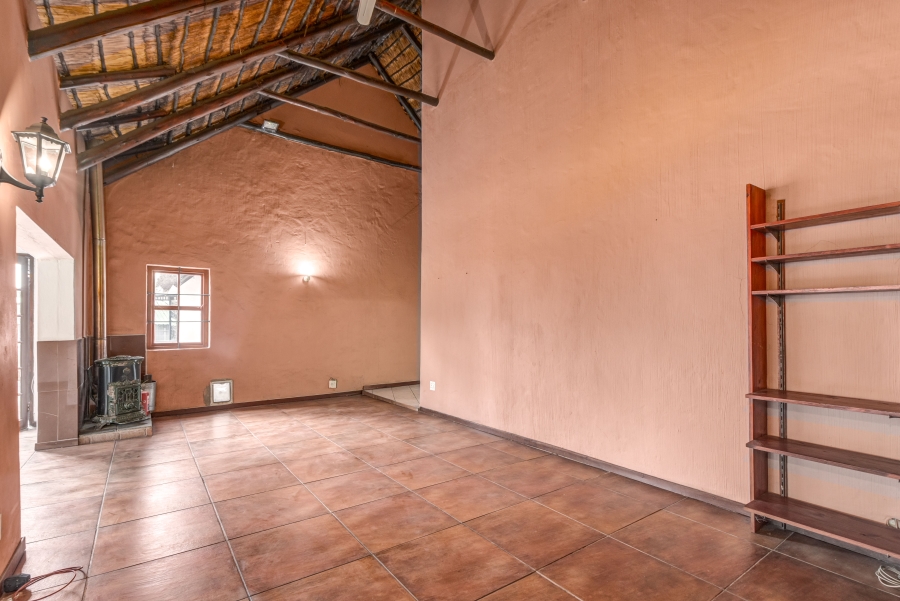 To Let 4 Bedroom Property for Rent in Edenburg Gauteng