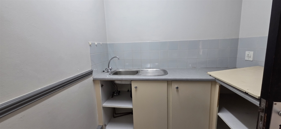 To Let Commercial Property for Rent in Epsom Downs Gauteng