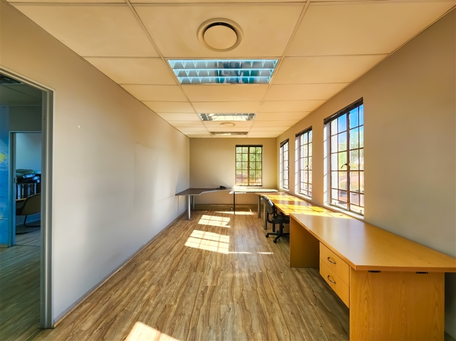 To Let Commercial Property for Rent in Ruimsig Gauteng