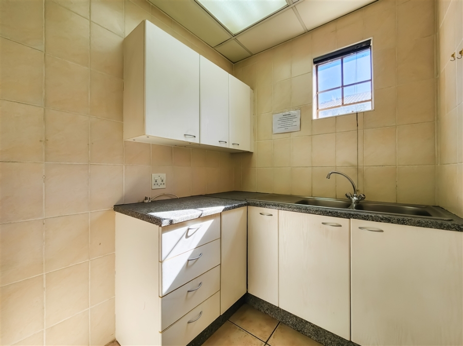 To Let Commercial Property for Rent in Ruimsig Gauteng