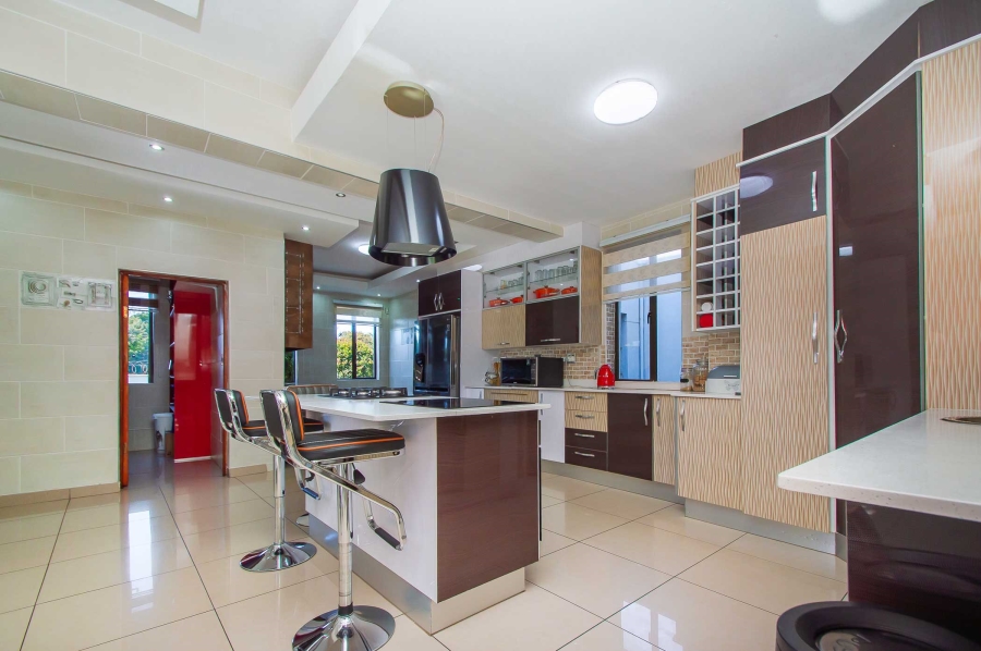 7 Bedroom Property for Sale in Chancliff A H Gauteng