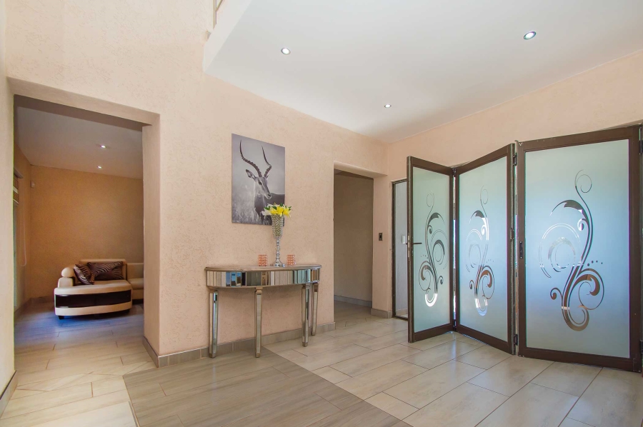 7 Bedroom Property for Sale in Chancliff A H Gauteng