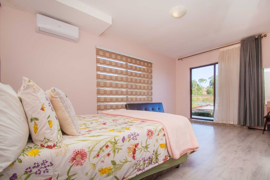 7 Bedroom Property for Sale in Chancliff A H Gauteng