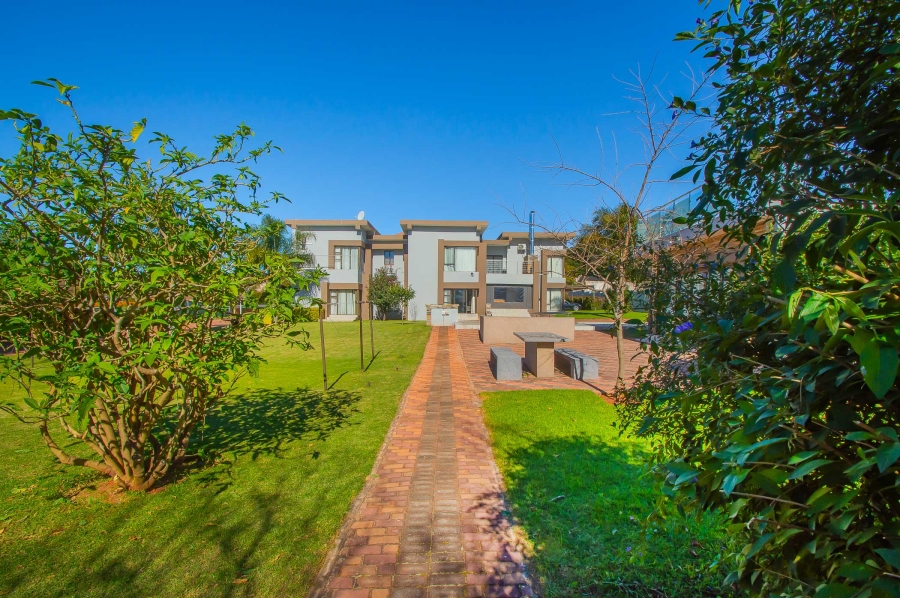 7 Bedroom Property for Sale in Chancliff A H Gauteng