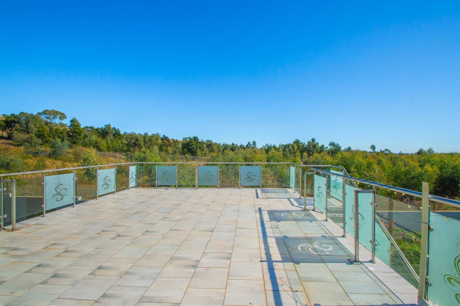 7 Bedroom Property for Sale in Chancliff A H Gauteng