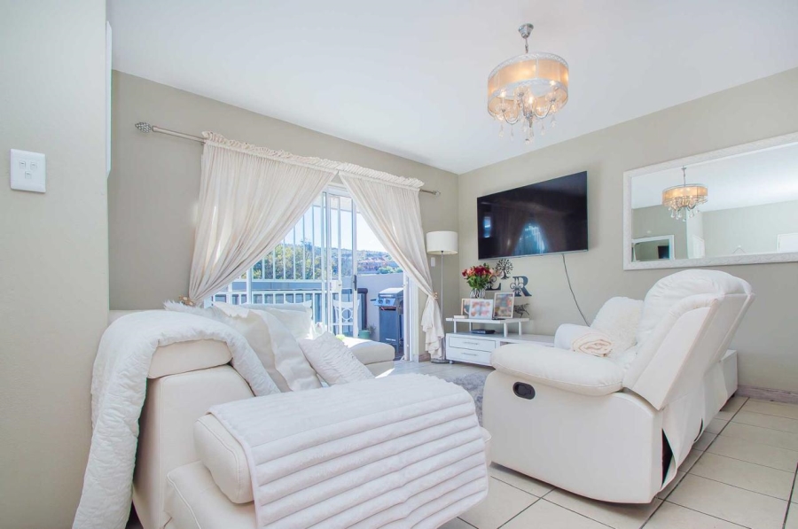 3 Bedroom Property for Sale in Rangeview Gauteng