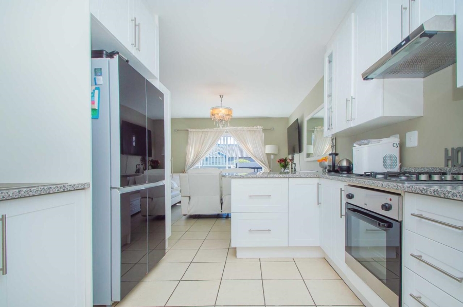 3 Bedroom Property for Sale in Rangeview Gauteng