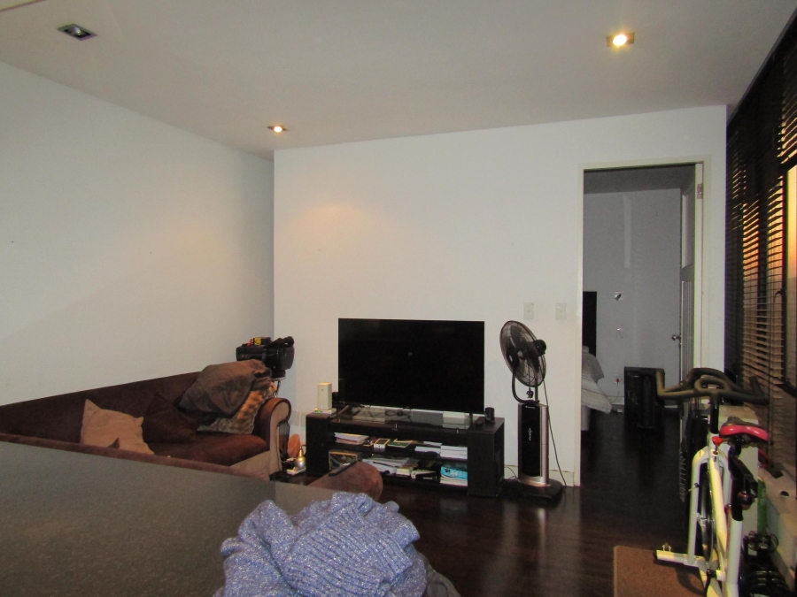 1 Bedroom Property for Sale in Newtown Gauteng