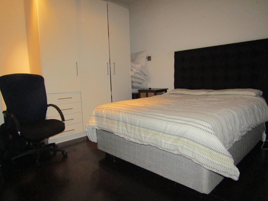 1 Bedroom Property for Sale in Newtown Gauteng