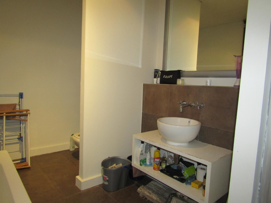 1 Bedroom Property for Sale in Newtown Gauteng