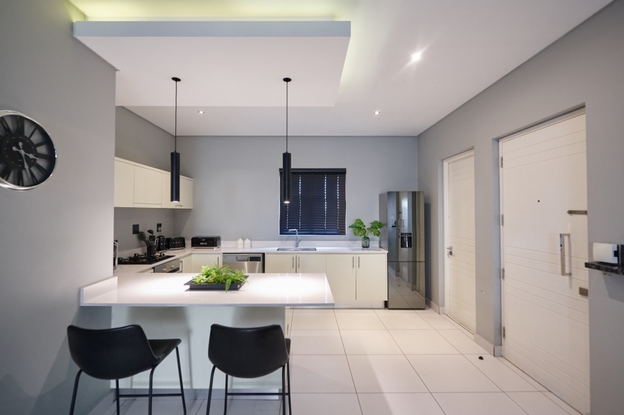 To Let 2 Bedroom Property for Rent in Hyde Park Gauteng